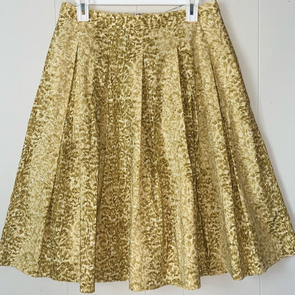 Beautiful Talbots A line full pleated midi print skirt butter soft cotton Sz. 6